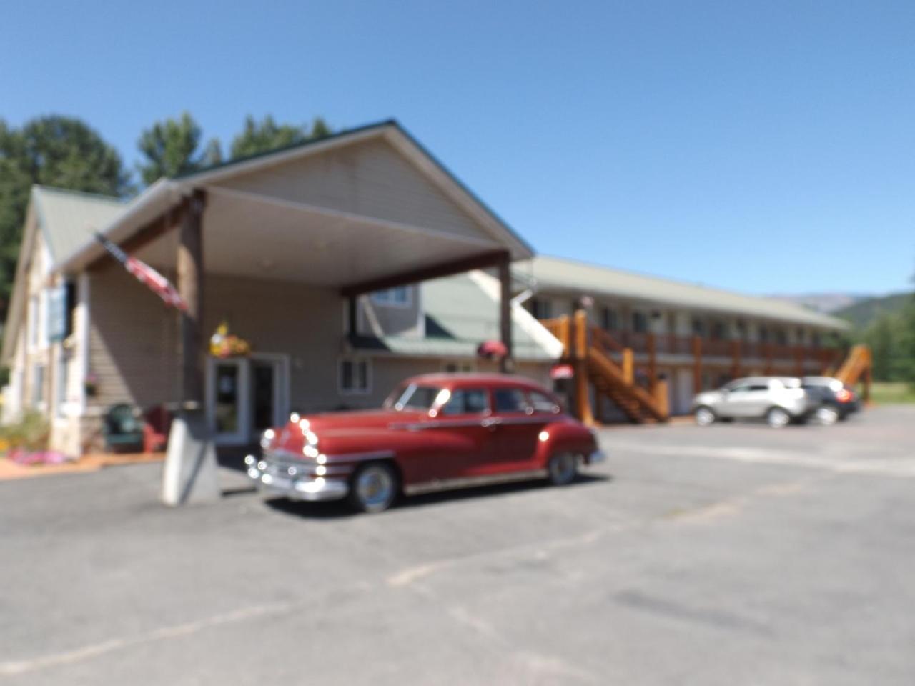 Clark Fork Lodge Exterior photo