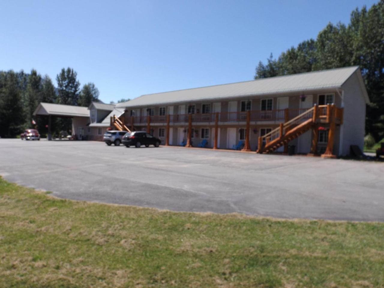 Clark Fork Lodge Exterior photo