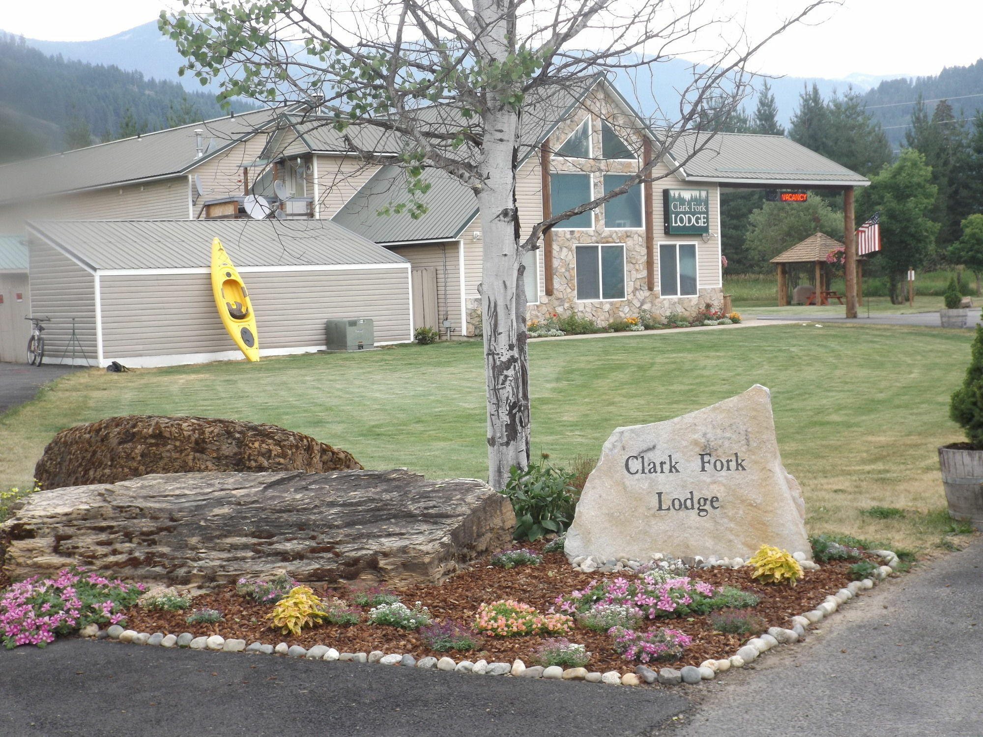 Clark Fork Lodge Exterior photo